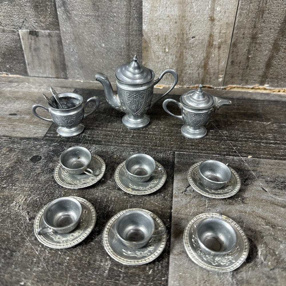 Antique Pewter Dollhouse Toy  Minature‎    Coffee/Tea Set